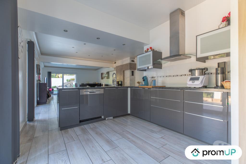 Vente Maison Var Vidauban - 83550 - Photos Vivastreet (V4785) Grande propriété avec piscine