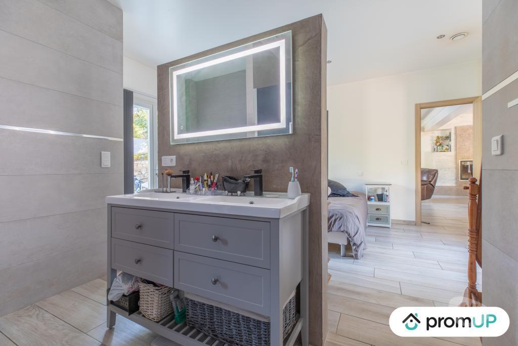 Vente Maison Var Vidauban - 83550 - Photos Vivastreet (V4785) Grande propriété avec piscine