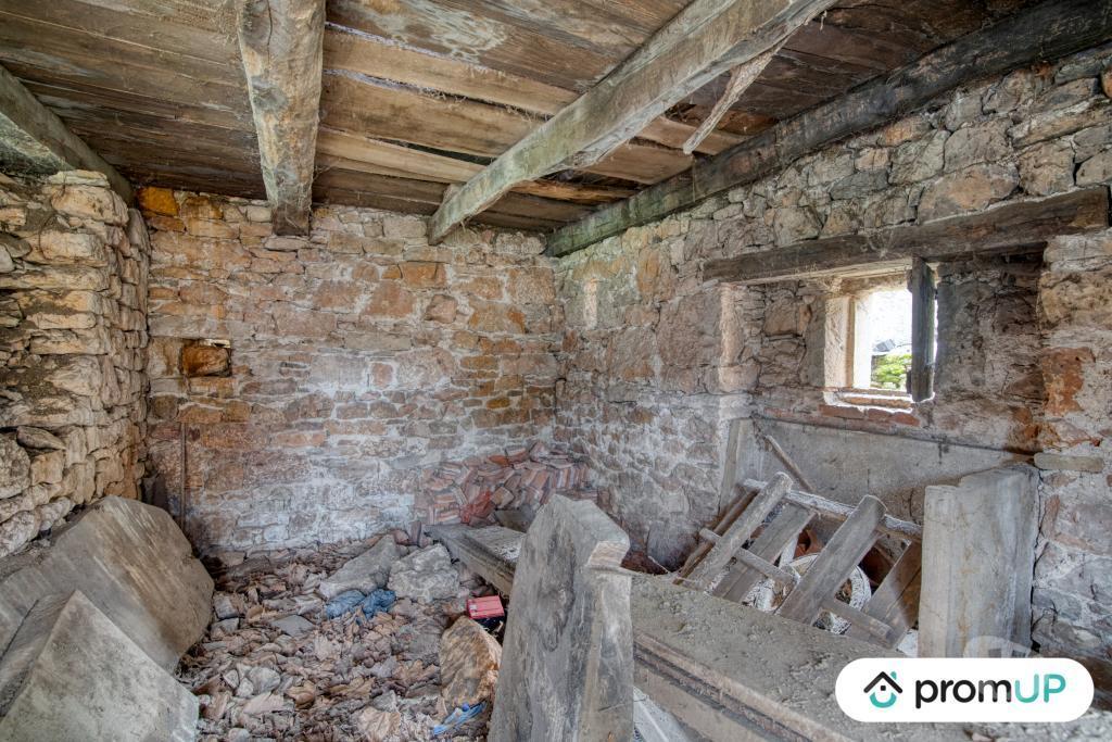 Vente Maison Aveyron Foissac - 12260 - Photos Vivastreet (V6382) Grange ancienne de 80 m2 à FOISSAC