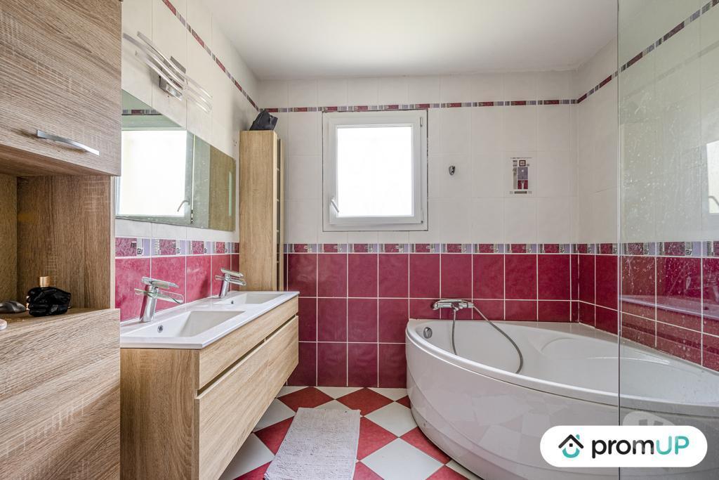 Vente Maison Lot-et-Garonne Bourgougnague - 47410 - Photos Vivastreet (VM2184) Maison individuelle de 175 m²