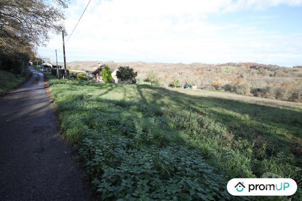 Terrain à vendre Pyrénées-Atlantiques Casteide Cami - 64170 - Photos Vivastreet (V4987) Terrain constructible de 1620m2 à Casteide-Cami