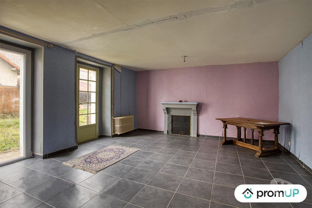 Vente Maison Deux-Sèvres Doux - 79390 - Photos Vivastreet (VM1624) Maison 7 pièces 180 m2à vendre à Doux (79)