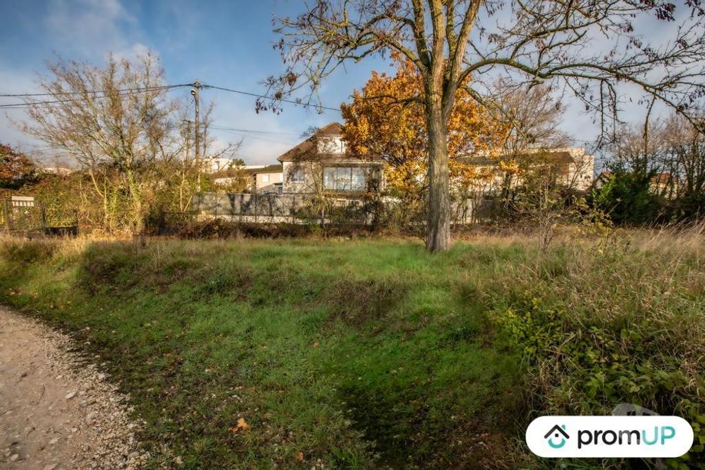 Terrain à vendre Cher Vierzon - 18100 - Photos Vivastreet (VT1126) Terrain constructible à Vierzon Ville fleurie et...