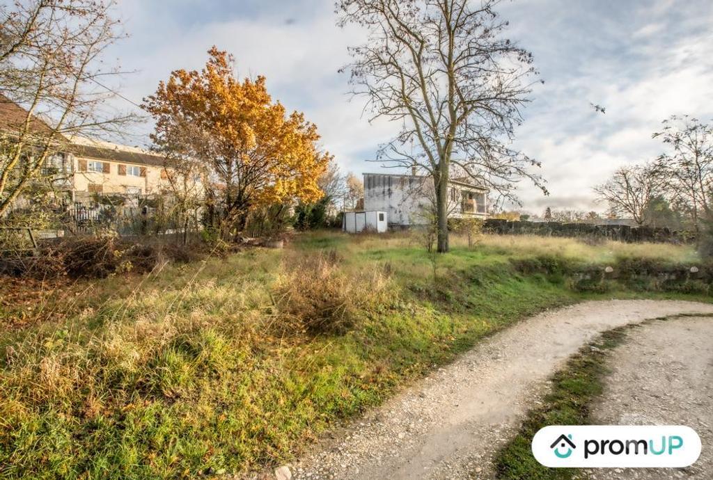 Terrain à vendre Cher Vierzon - 18100 - Photos Vivastreet (VT1126) Terrain constructible à Vierzon Ville fleurie et...