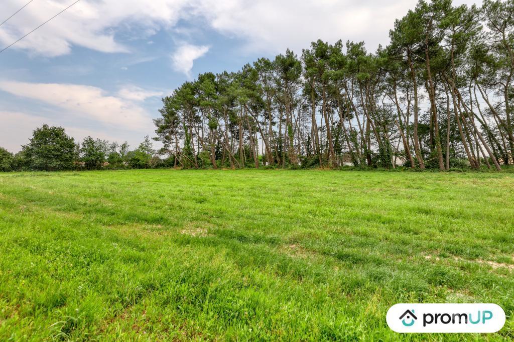 Terrain à vendre Sarthe St Mars la Briere - 72470 - Photos Vivastreet (VT954) Terrain de loisir de 946m² situé à Saint-Mars-la-Brière