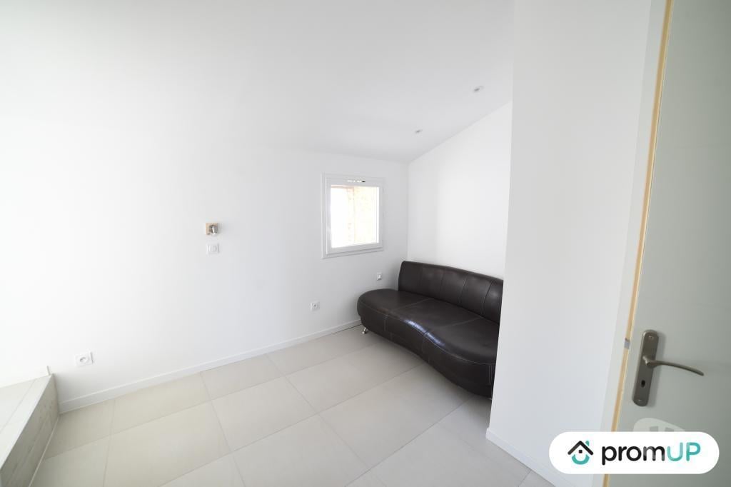Vente Maison Gard St Cesaire de Gauzignan - 30360 - Photos Vivastreet (V5716) Maison de village de 150 m2 à saint Césaire-de-Gauzignan