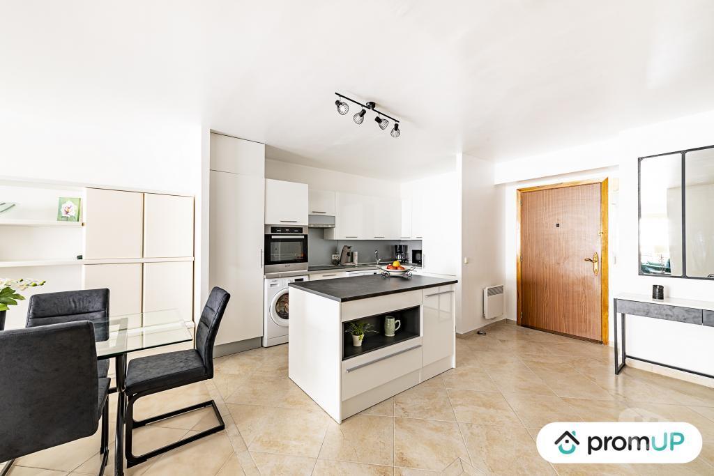 Appartements à vendre Alpes-Maritimes Menton - 06500 - Photos Vivastreet (V5138) Bel appartement 93 m² 3 chambres et terrasse