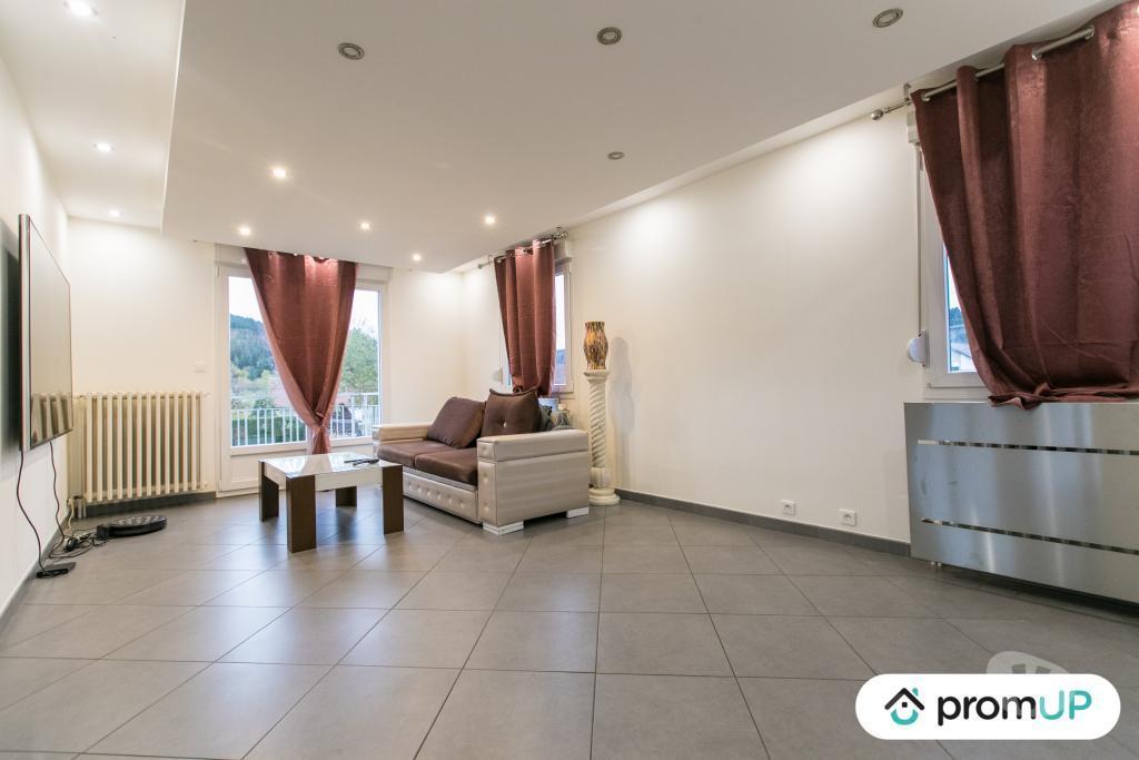 Vente Maison Doubs Orchamps Vennes - 25390 - Photos Vivastreet (V6358) Maison contemporaine de 314 m2 à ORCHAMPS-VENNES