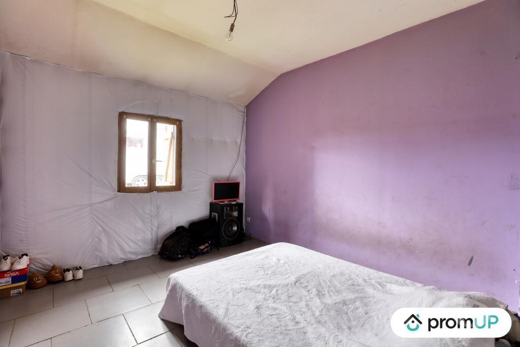Vente Maison Indre Verneuil sur Igneraie - 36400 - Photos Vivastreet (V4821) Grande maison de 5 pièces avec jardin dans l'Indre