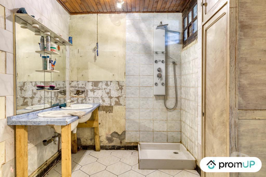 Vente Maison Indre Verneuil sur Igneraie - 36400 - Photos Vivastreet (V4821) Grande maison de 5 pièces avec jardin dans l'Indre