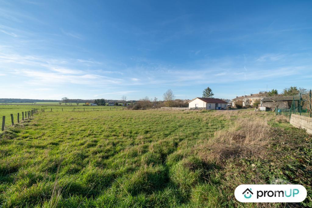 Terrain à vendre Vosges Rambervillers - 88700 - Photos Vivastreet (VT668) Terrain constructible de 2 000 m²