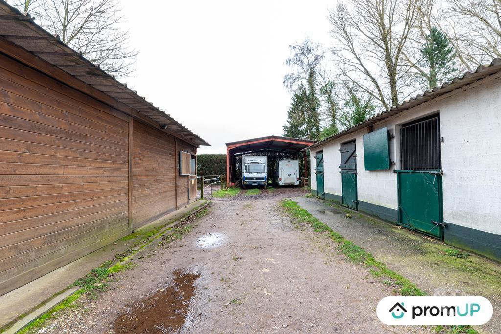 Terrain à vendre Somme Doullens - 80600 - Photos Vivastreet (VT266) Centre équestre + Terrains constructibles