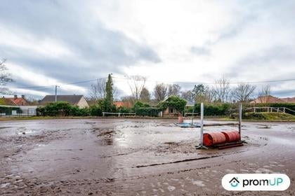 Vente Terrain Doullens Somme - Photos Vivastreet (VT266) Centre équestre + Terrains constructibles