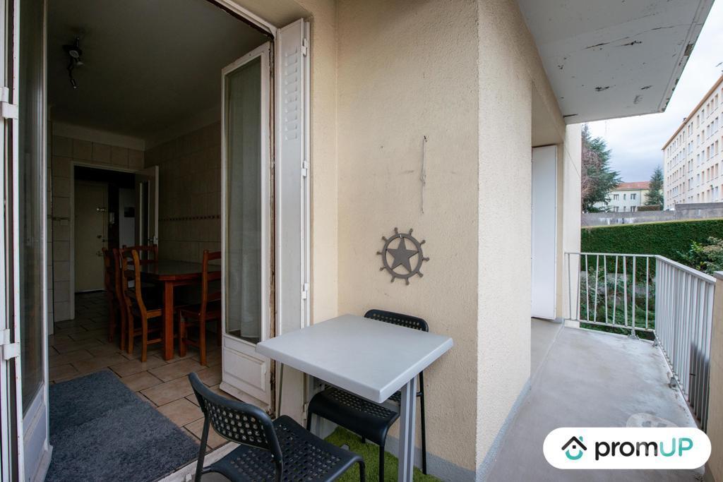 Appartements à vendre Loire St Etienne - Photos Vivastreet (VA330) Appartement T3 de 53.83 m²