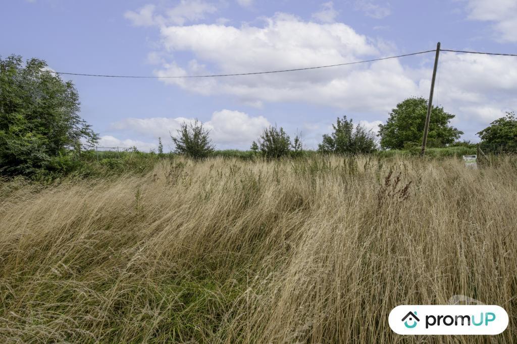 Terrain à vendre Oise Thieux - 60480 - Photos Vivastreet (V6163) Terrain de 883 m2 à THIEUX