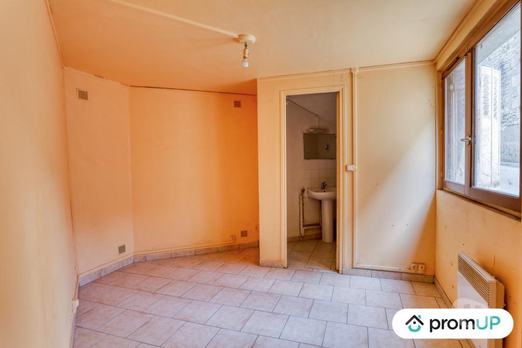 Vente Immeuble Nièvre Pouilly sur Loire - 58150 - Photos Vivastreet (V6118) Immeuble 6 logements à POUILLY-SUR-LOIRE