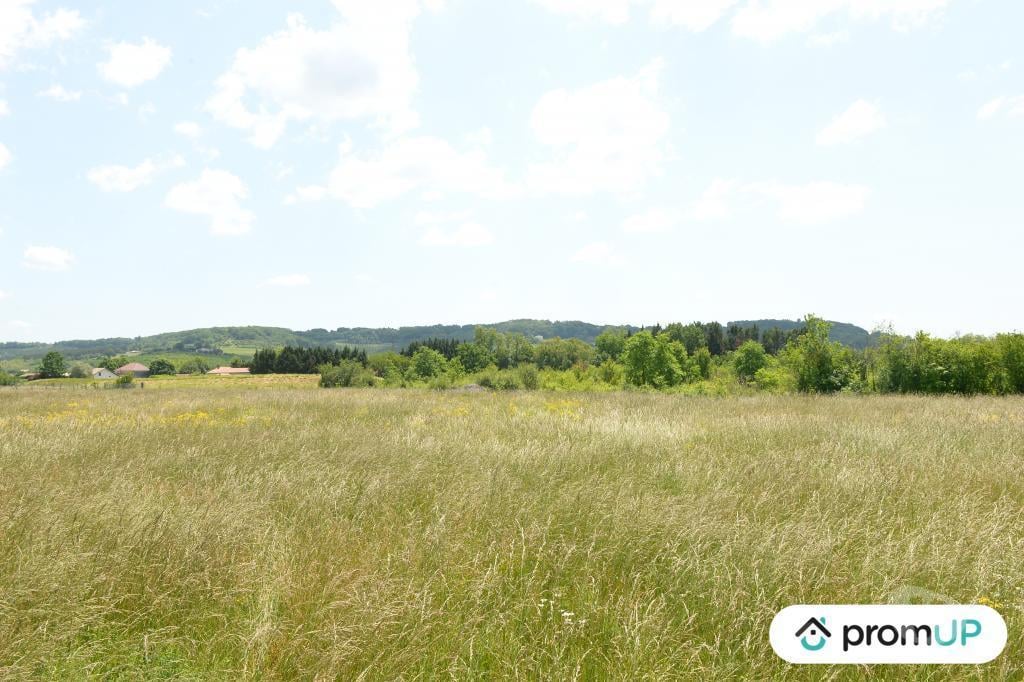 Terrain à vendre Lot-et-Garonne Ste Livrade sur Lot - 47110 - Photos Vivastreet (V5938) Terrain constructible de 707m2 à Sainte Livrade sur Lot