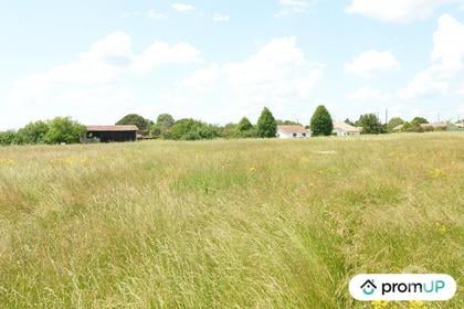 Terrain à vendre Ste Livrade sur Lot Lot-et-Garonne - Photos Vivastreet (V5938) Terrain constructible de 707m2 à Sainte Livrade sur Lot