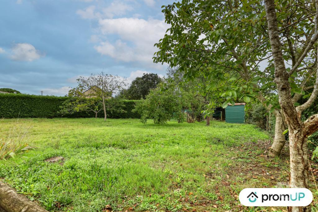 Terrain à vendre Maine-et-Loire Ingrandes - 49123 - Photos Vivastreet (V6249) Terrain constructible de 402 m2 à INGRANDES LE...