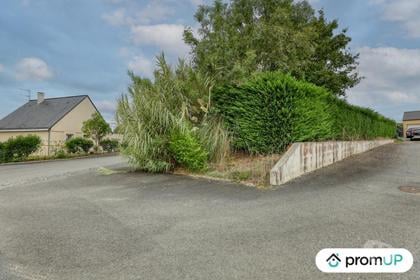 Terrain à vendre Ingrandes Maine-et-Loire - Photos Vivastreet (V6249) Terrain constructible de 402 m2 à INGRANDES LE...