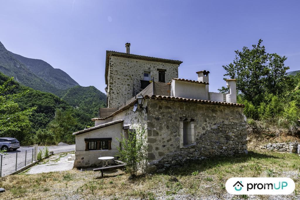 Vente Maison Alpes-Maritimes Villars sur Var - 06710 - Photos Vivastreet (V6095) Bastide de 239m2 en partie louée