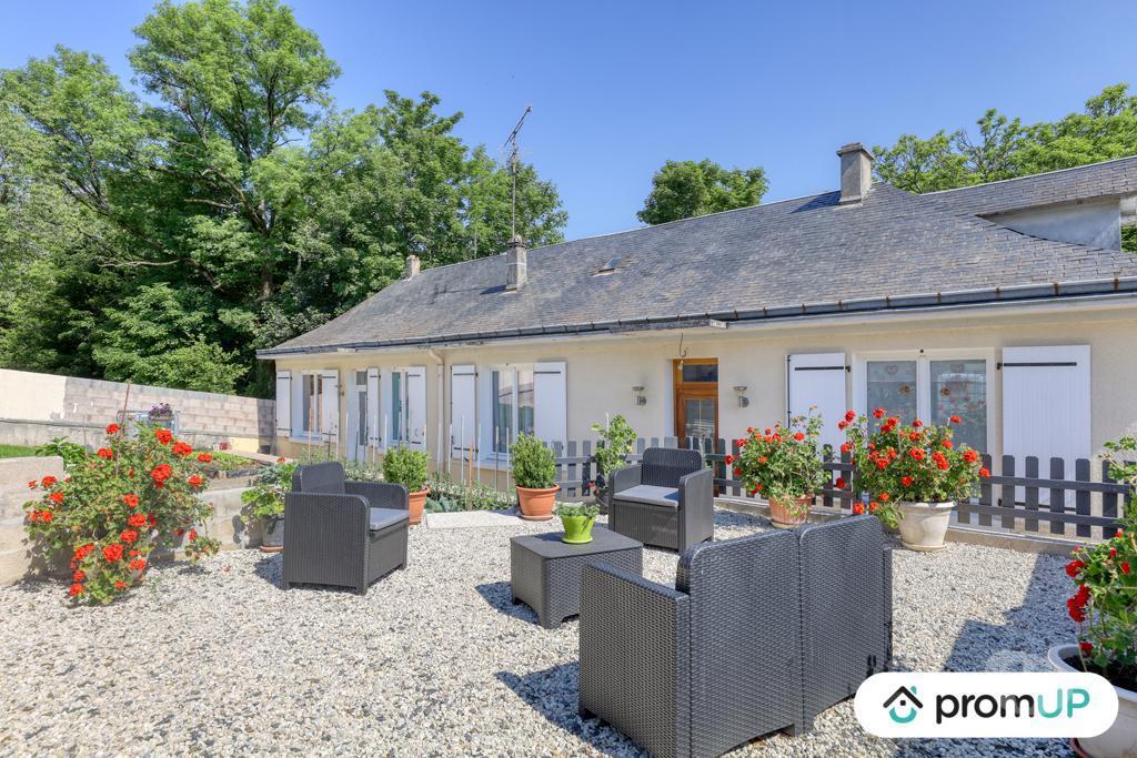 Vente Maison Corrèze Arnac Pompadour - 19230 - Photos Vivastreet (VM3300) Maison de 135 m² avec jardin et dépendance