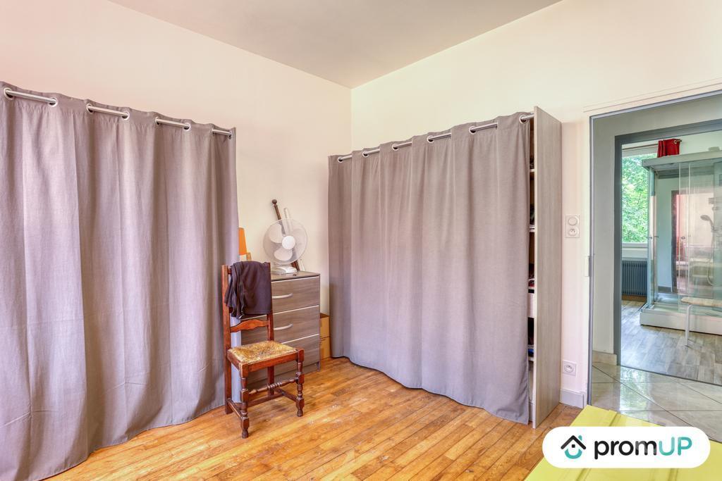 Vente Maison Corrèze Arnac Pompadour - 19230 - Photos Vivastreet (VM3300) Maison de 135 m² avec jardin et dépendance