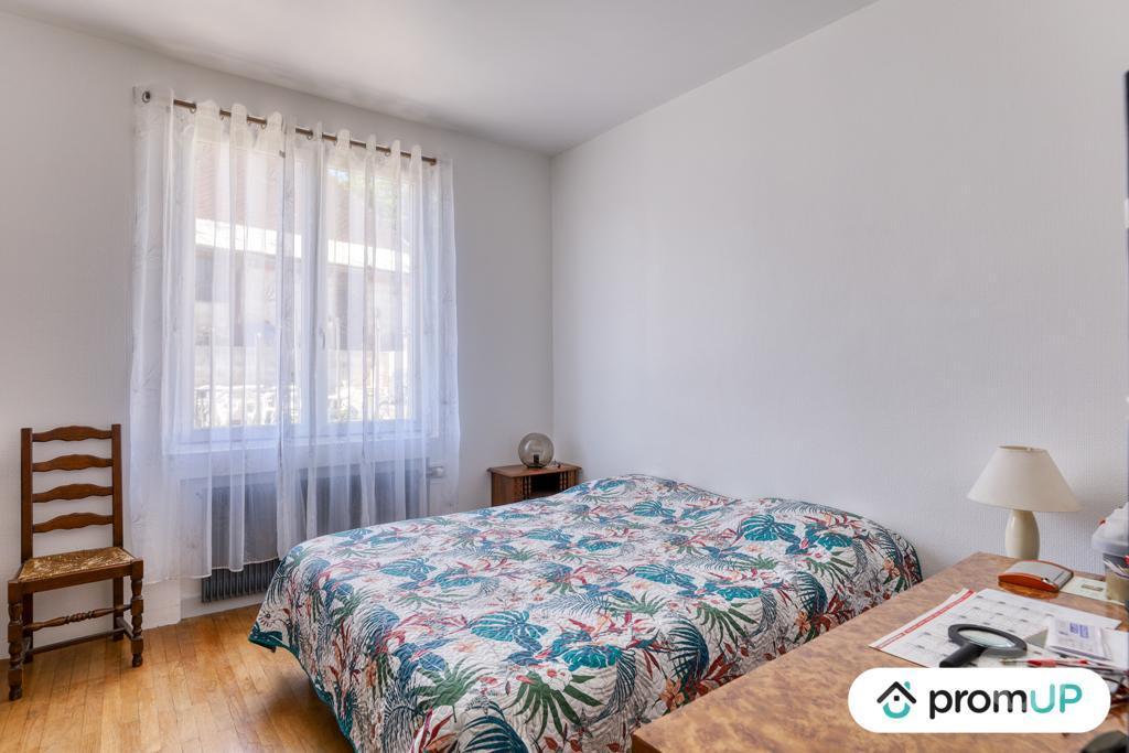 Vente Maison Corrèze Arnac Pompadour - 19230 - Photos Vivastreet (VM3300) Maison de 135 m² avec jardin et dépendance