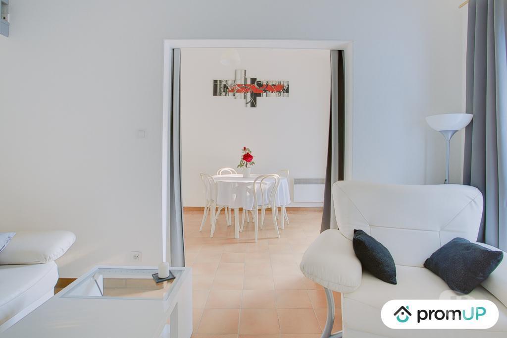 Vente Maison Var Barjols - 83670 - Photos Vivastreet (VM1186) Charmante maison de 40 m² avec jardin à Barjols