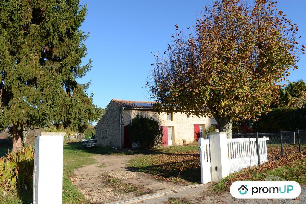 Vente Maison Dordogne St Sauveur - 24520 - Photos Vivastreet (VM4012) Bien rare : maison avec piscine + T2 bis loué au...