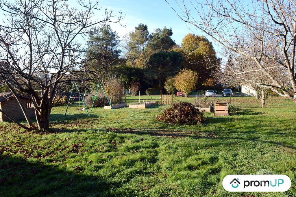 Vente Maison Dordogne St Sauveur - 24520 - Photos Vivastreet (VM4012) Bien rare : maison avec piscine + T2 bis loué au...