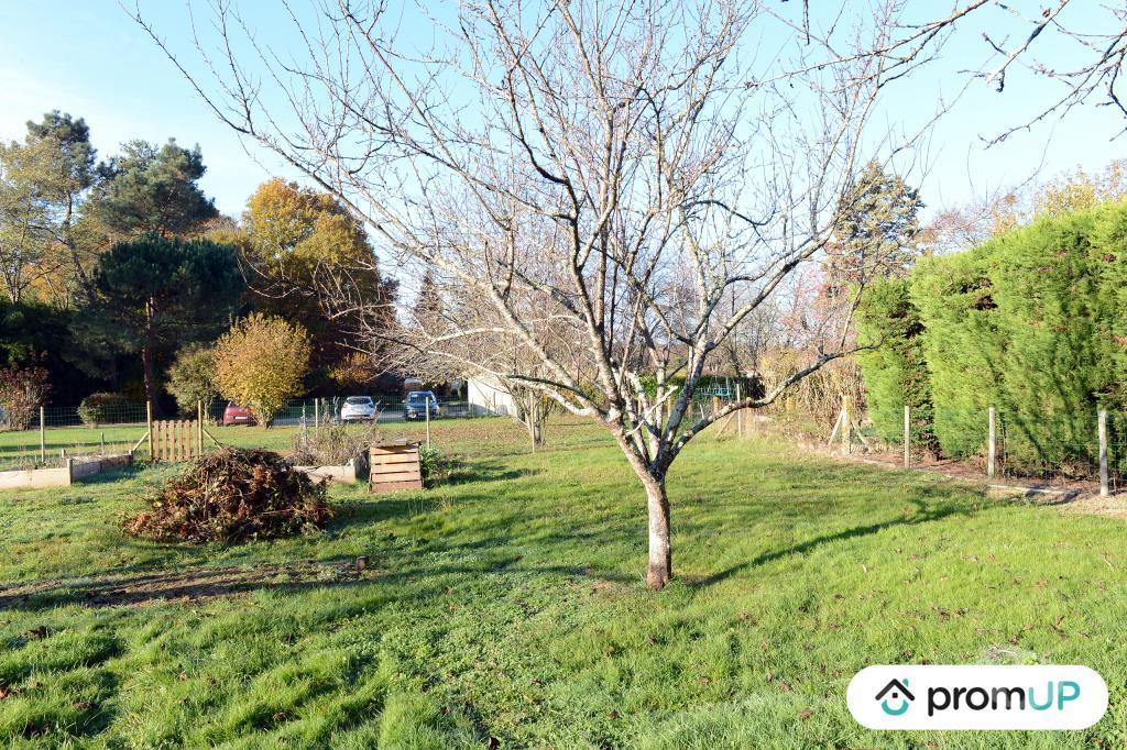 Vente Maison Dordogne St Sauveur - 24520 - Photos Vivastreet (VM4012) Bien rare : maison avec piscine + T2 bis loué au...