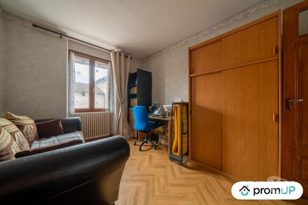 Vente Maison Vosges Darney - 88260 - Photos Vivastreet (VM2034) Maison de village de 100 m2