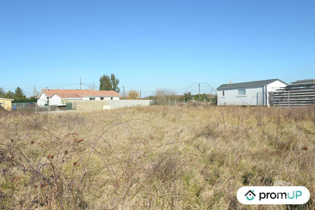 Terrain à vendre Gironde Ambares et Lagrave - 33440 - Photos Vivastreet (V5319) Terrain NON constructible de 1352 m2 à Ambares
