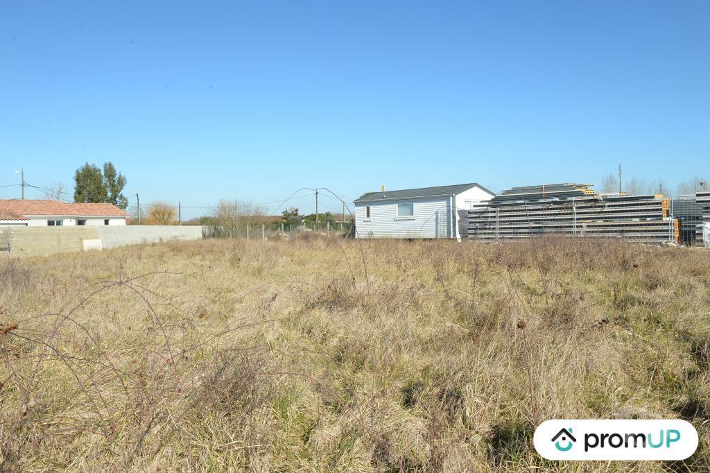 Terrain à vendre Gironde Ambares et Lagrave - 33440 - Photos Vivastreet (V5319) Terrain NON constructible de 1352 m2 à Ambares