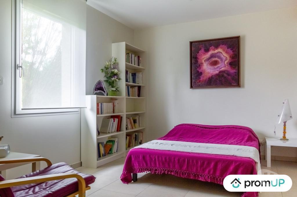 Vente Maison Charente Montemboeuf - 16310 - Photos Vivastreet (VM2476) Belle maison 13 pièces de 284 m² avec panneaux solaires