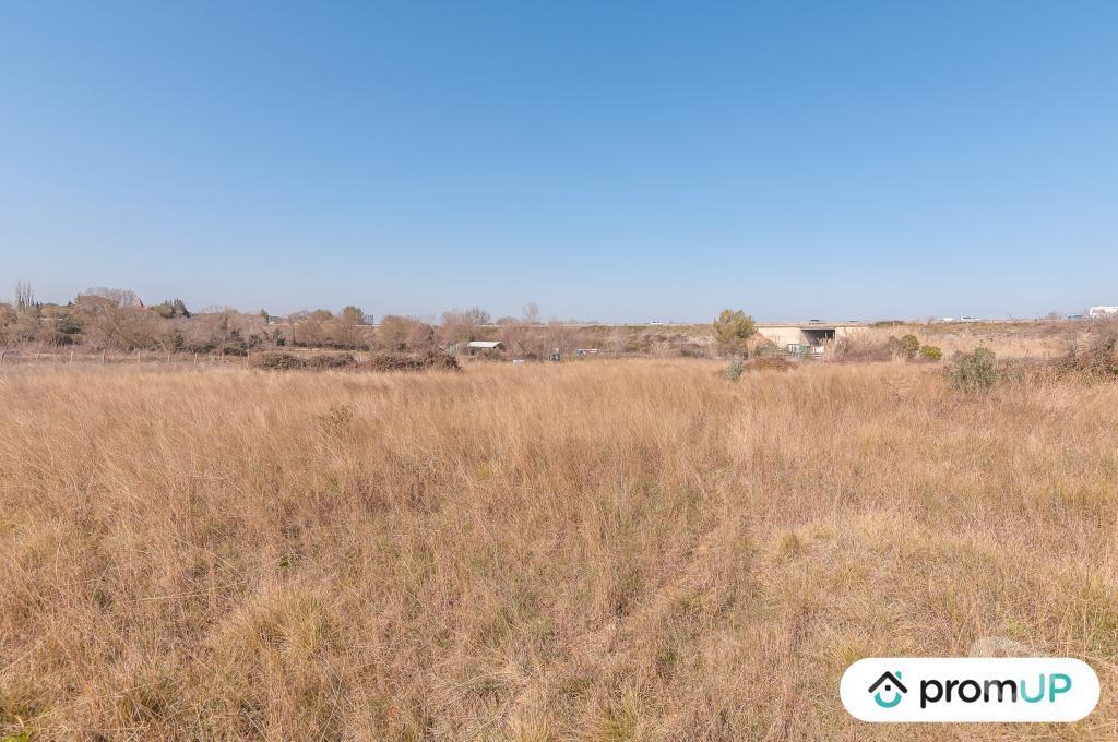 Terrain à vendre Hérault Lunel Viel - 34400 - Photos Vivastreet (V5431) Terrain agricole de 5 000 m2 à Lunel-Viel