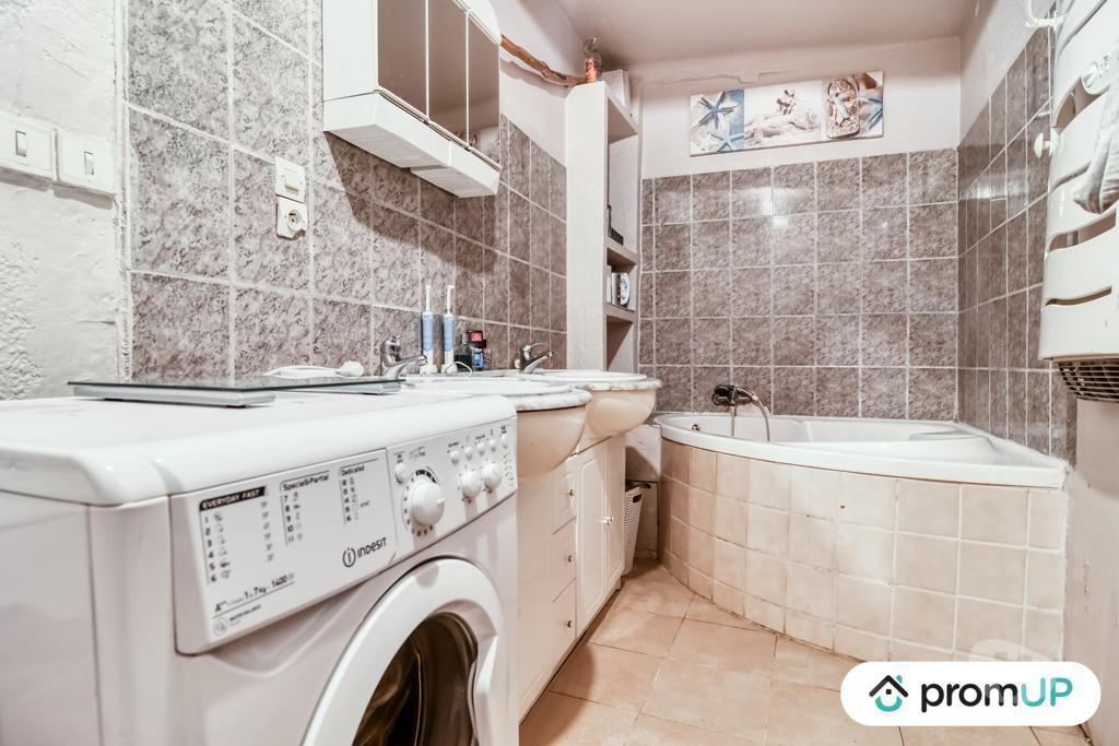 Vente Maison Var Brignoles - 83170 - Photos Vivastreet (VM491) Belle maison mitoyenne dans le sud de la France