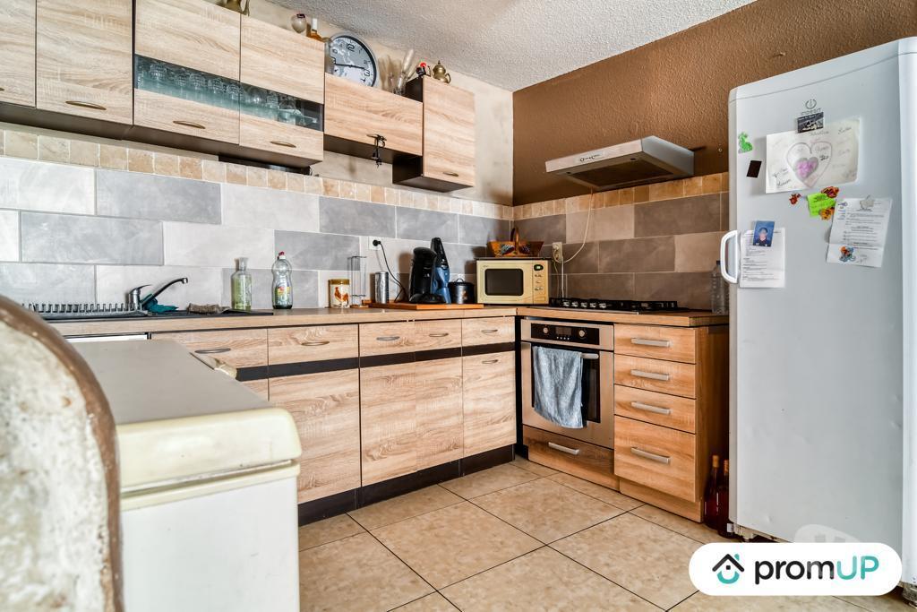 Vente Maison Var Brignoles - 83170 - Photos Vivastreet (VM491) Belle maison mitoyenne dans le sud de la France