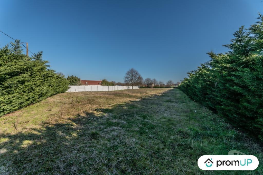 Terrain à vendre Cher Vierzon - 18100 - Photos Vivastreet (V5200) Terrain constructible de 689m2