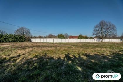 Vente Terrain Vierzon Cher - Photos Vivastreet (V5200) Terrain constructible de 689m2