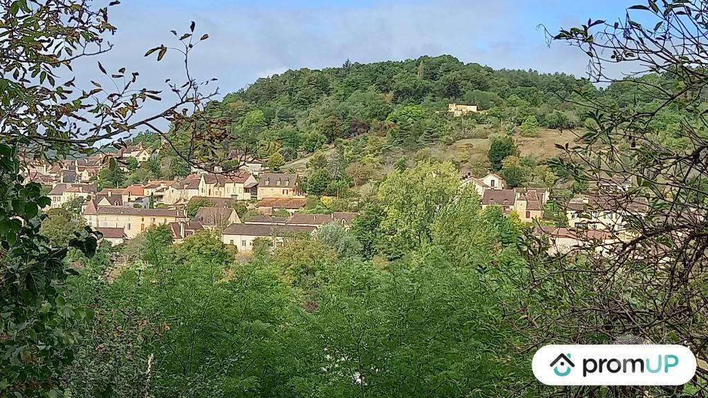 Terrain à vendre Dordogne St Cyprien - 24220 - Photos Vivastreet (VT904) Beau terrain constructible de 1 946m2 au calme
