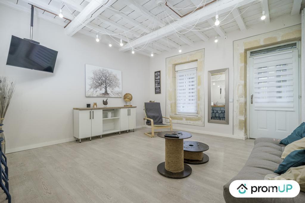 Vente Maison Bouches-du-Rhône Arles - 13200 - Photos Vivastreet (V4914) Maison de village T3, idéal investisseurs