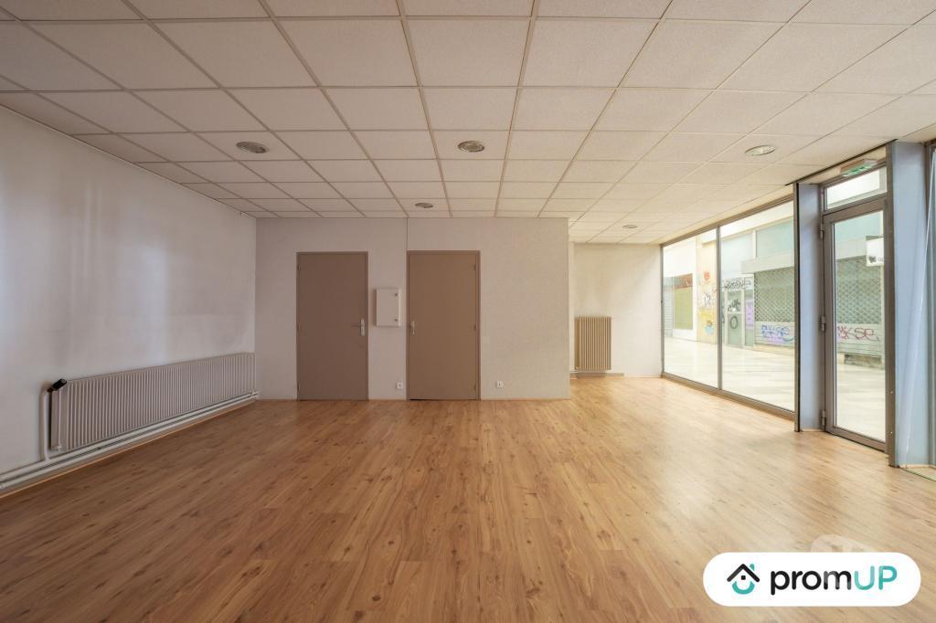 Fond de Commerce a vendre Loire St Etienne - Photos Vivastreet (VP132) Local commercial de 60m²
