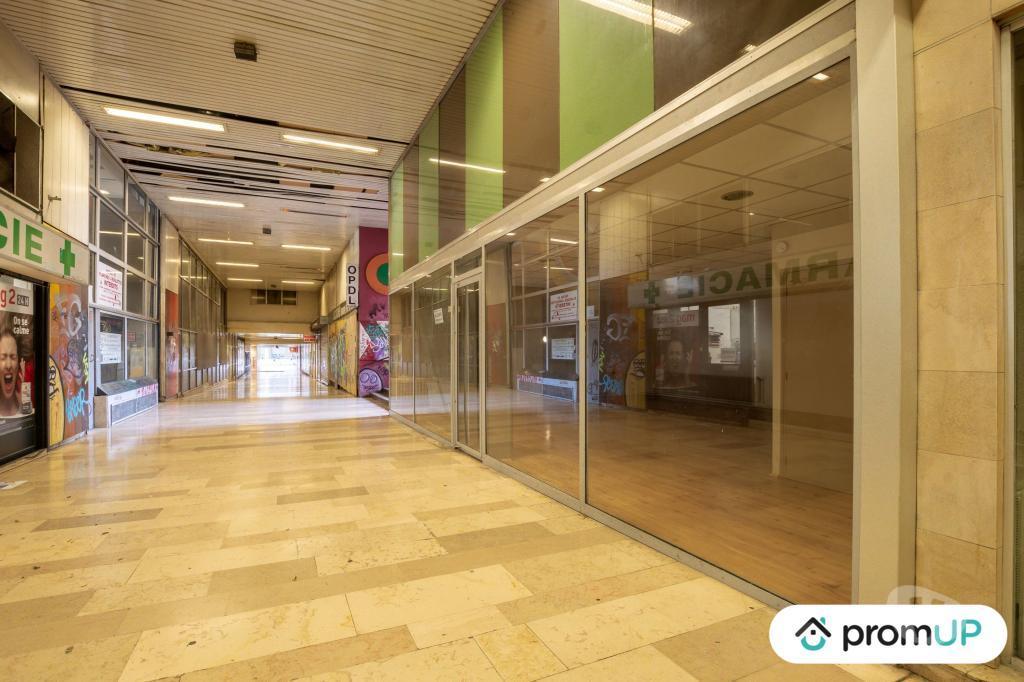 Fond de Commerce a vendre Loire St Etienne - Photos Vivastreet (VP132) Local commercial de 60m²