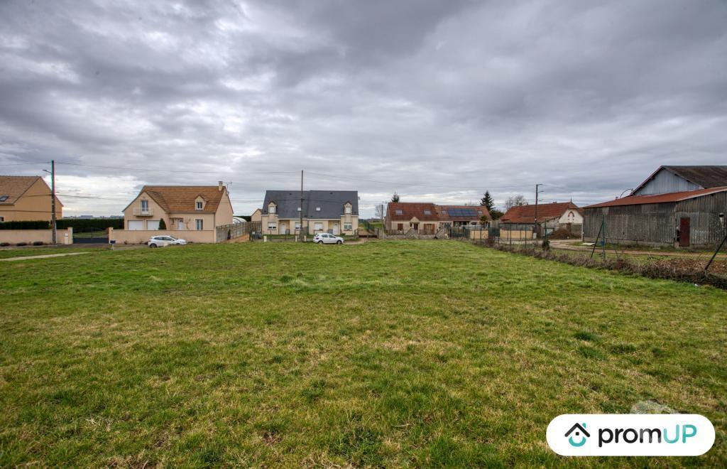 Terrain à vendre Eure-et-Loir Sandarville - 28120 - Photos Vivastreet (VT768) Beau terrain de 934m2