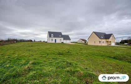Vente Terrain Sandarville Eure-et-Loir - Photos Vivastreet (VT768) Beau terrain de 934m2