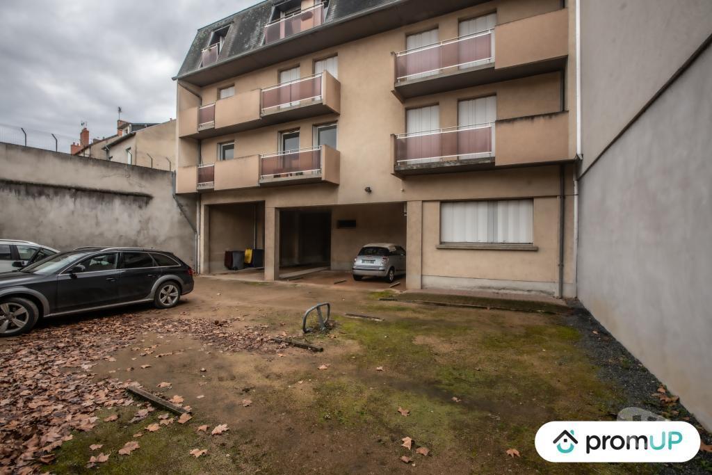 Appartements à vendre Allier Montlucon - 03100 - Photos Vivastreet (V5398) Appartement T3 de 130m2 à Montlucon