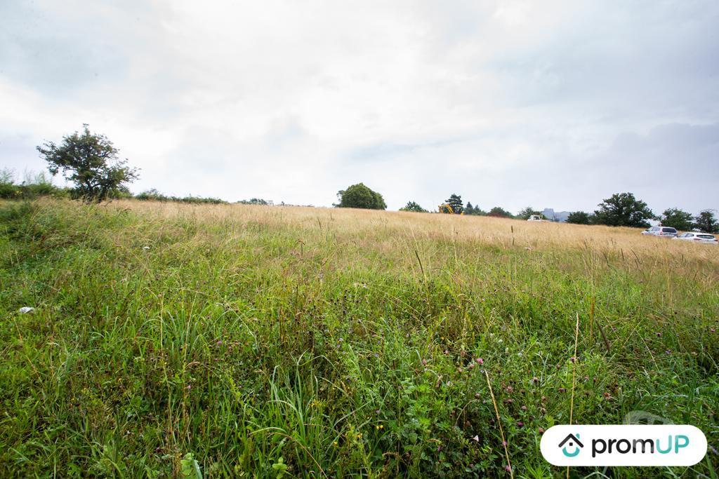 Terrain à vendre Corrèze Brive la Gaillarde - 19100 - Photos Vivastreet (VT930) Terrain constructible de 1369 m² à Turenne