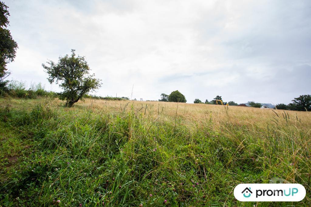 Terrain à vendre Corrèze Brive la Gaillarde - 19100 - Photos Vivastreet (VT930) Terrain constructible de 1369 m² à Turenne